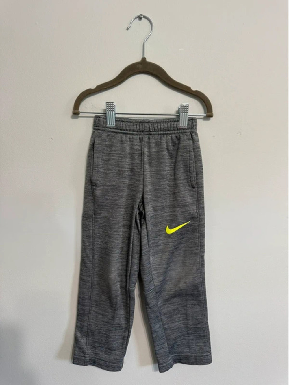 XS (4) Nike Sweatpants